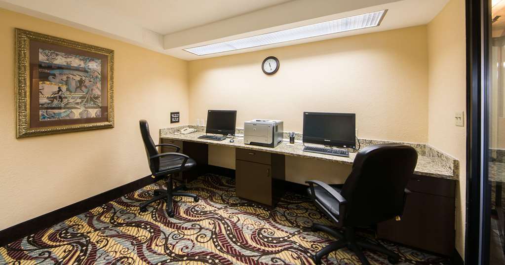 Ramada By Wyndham Orlando Florida Mall Ανέσεις φωτογραφία