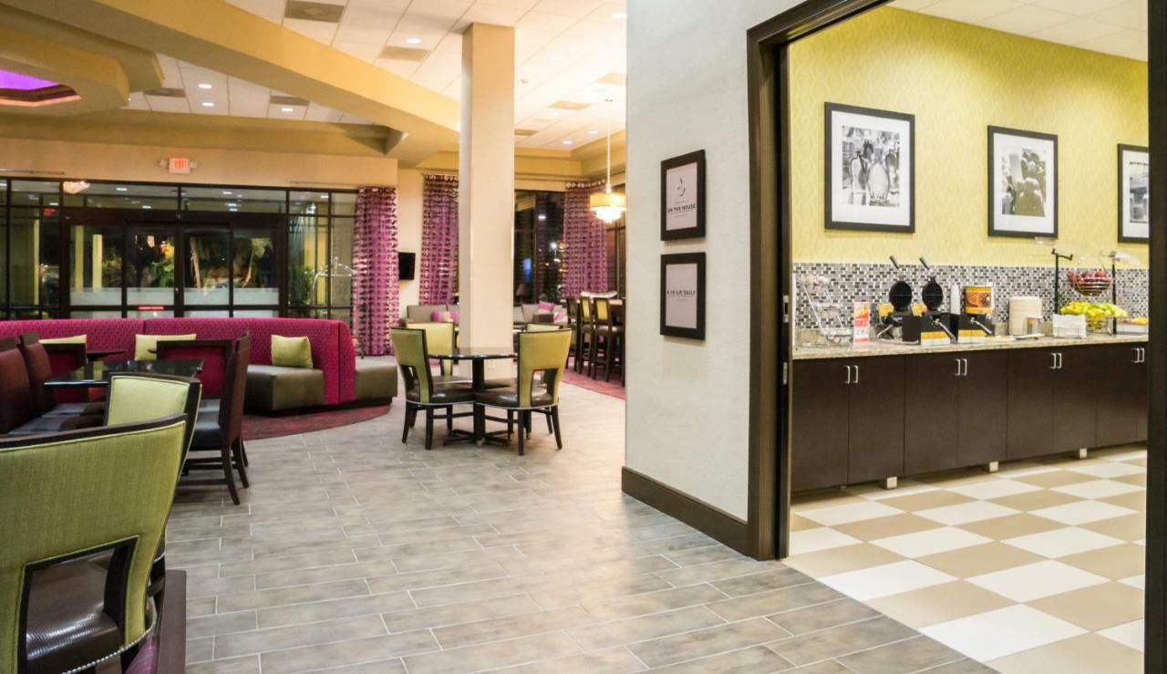 Ramada By Wyndham Orlando Florida Mall Εξωτερικό φωτογραφία
